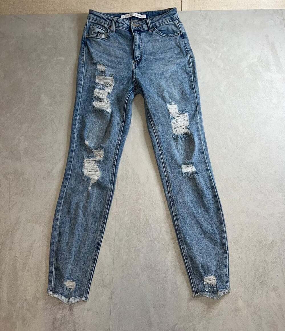 Tinseltown Mom Jeans Distressed Light Wash